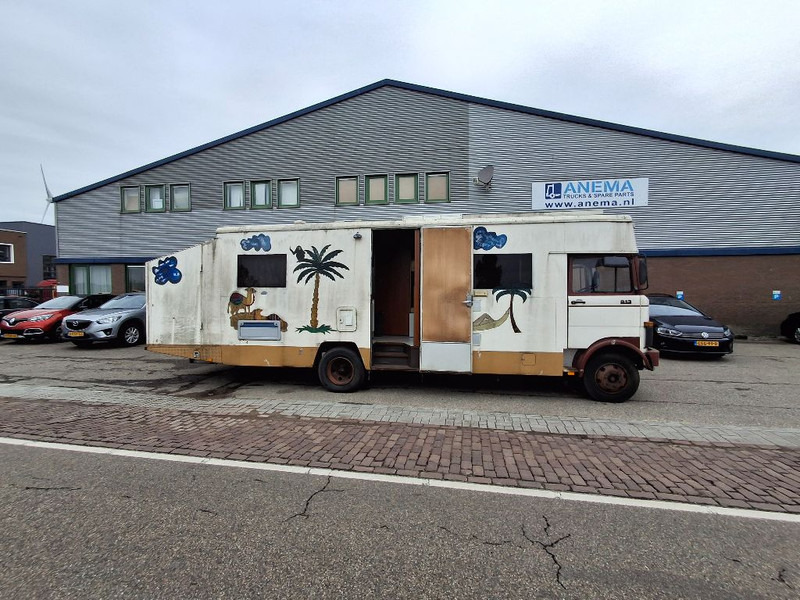 Truck Mercedes-Benz LP 813: picture 17