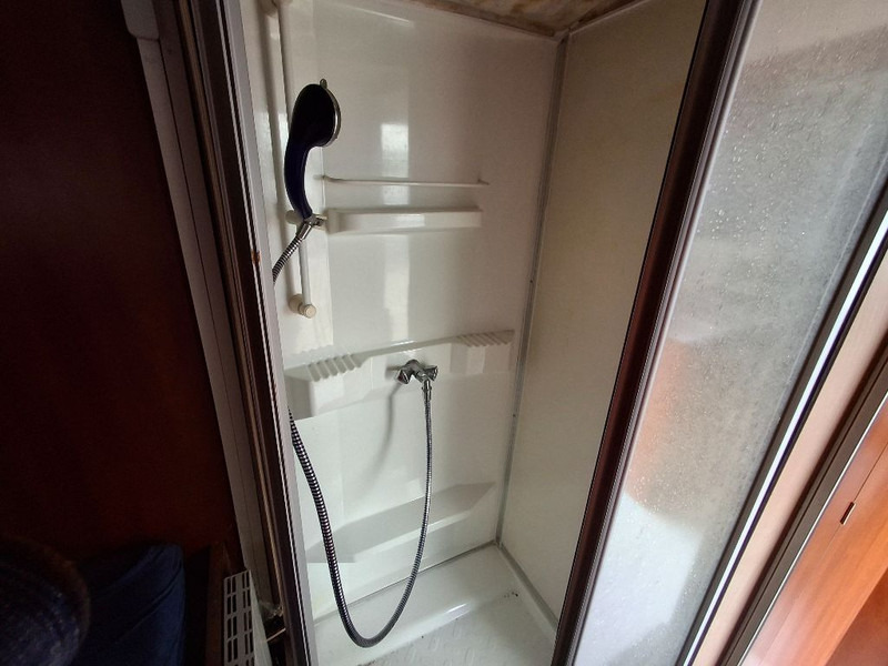 Truck Mercedes-Benz LP 813: picture 13