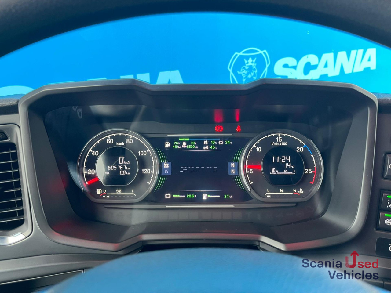 SCANIA R 410 A4x2NA RETARDER ADR FL LED ACC - Tractor truck: picture 5 SCANIA R 410 A4x2NA RETARDER ADR FL LED ACC - Tractor truck: picture 5