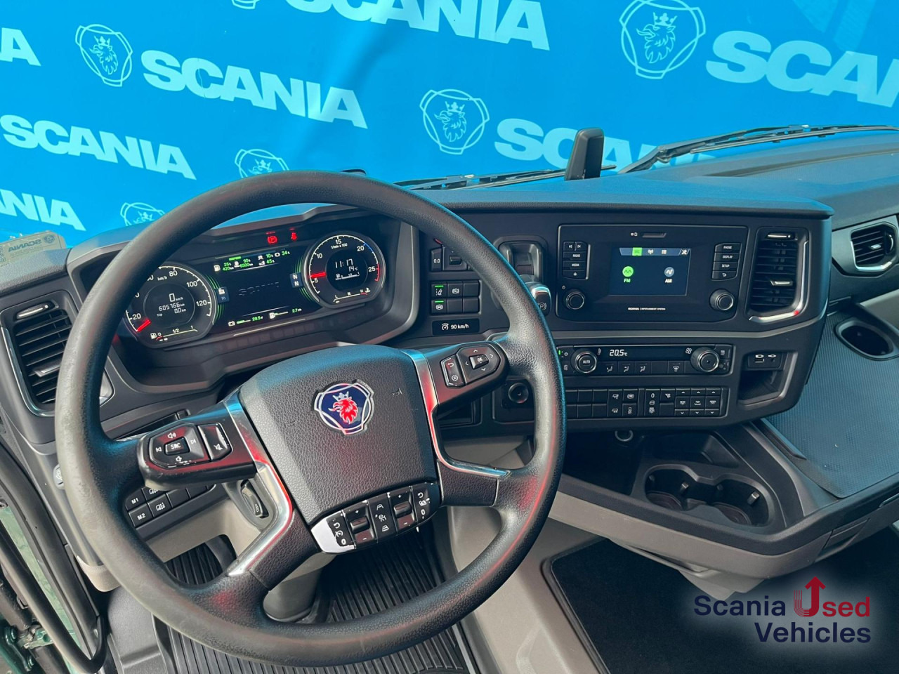 SCANIA R 410 A4x2NA RETARDER ADR FL LED ACC - Tractor truck: picture 4 SCANIA R 410 A4x2NA RETARDER ADR FL LED ACC - Tractor truck: picture 4