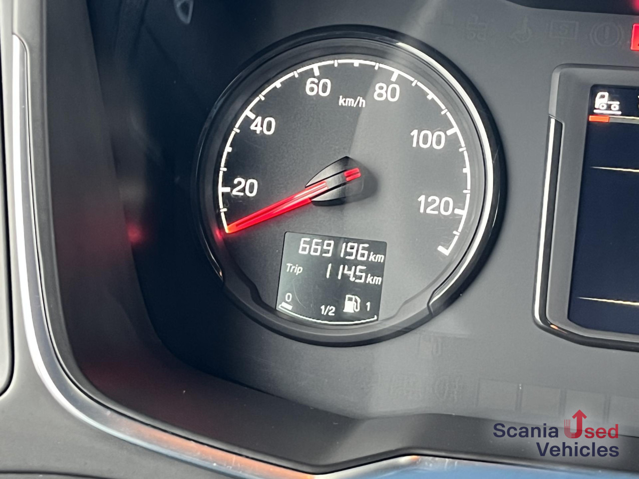 SCANIA R 450 A4x2LB RETARDER DIFF-L P-AIRCO FULL AIR - Tractor truck: picture 5 SCANIA R 450 A4x2LB RETARDER DIFF-L P-AIRCO FULL AIR - Tractor truck: picture 5