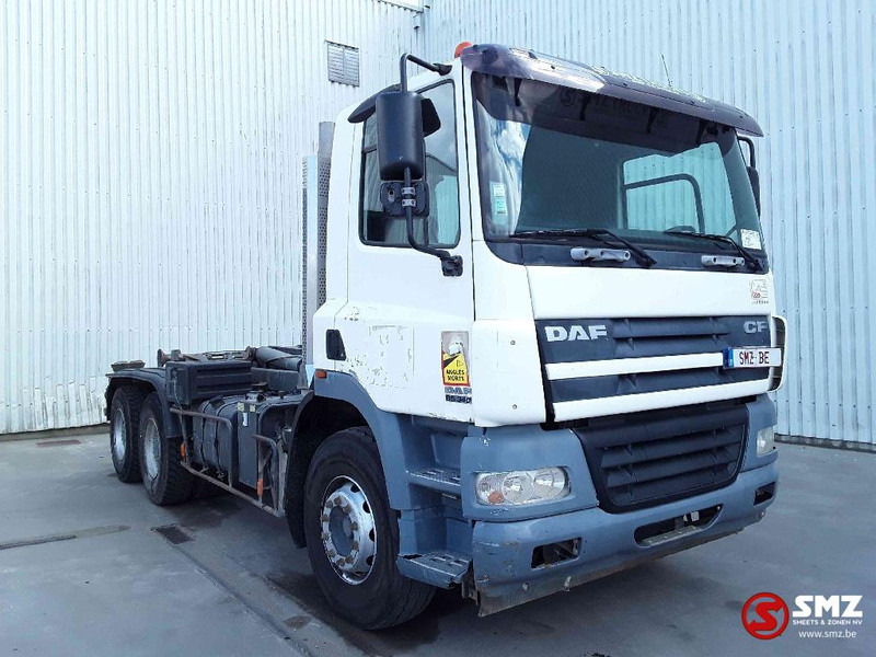DAF 85 CF 340 Euro 3 top condtion - Container transporter/ Swap body truck: picture 1 DAF 85 CF 340 Euro 3 top condtion - Container transporter/ Swap body truck: picture 1