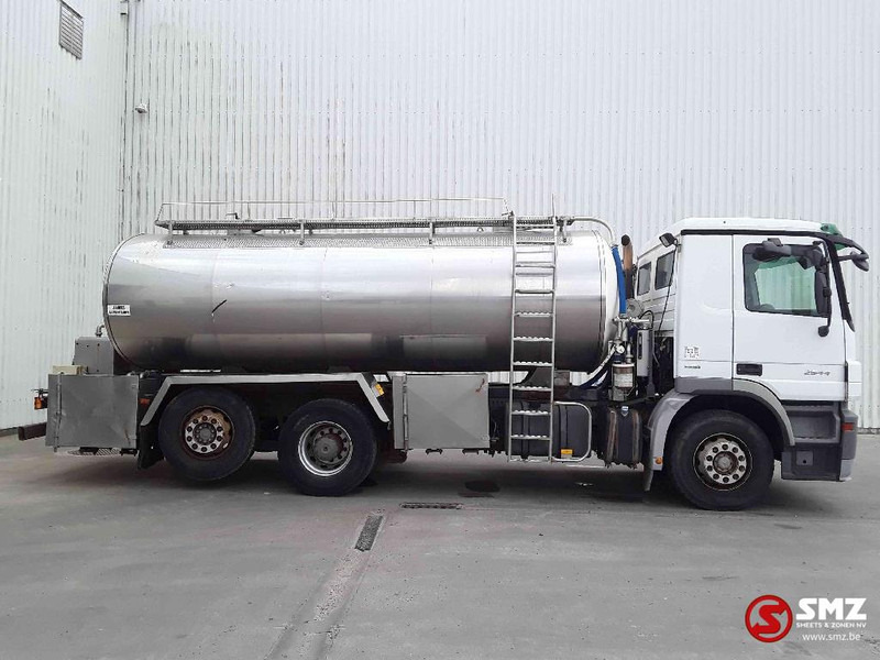 Mercedes-Benz Actros 2544 inox tank - 15.000 liter - retarder - Tanker truck: picture 4 Mercedes-Benz Actros 2544 inox tank - 15.000 liter - retarder - Tanker truck: picture 4