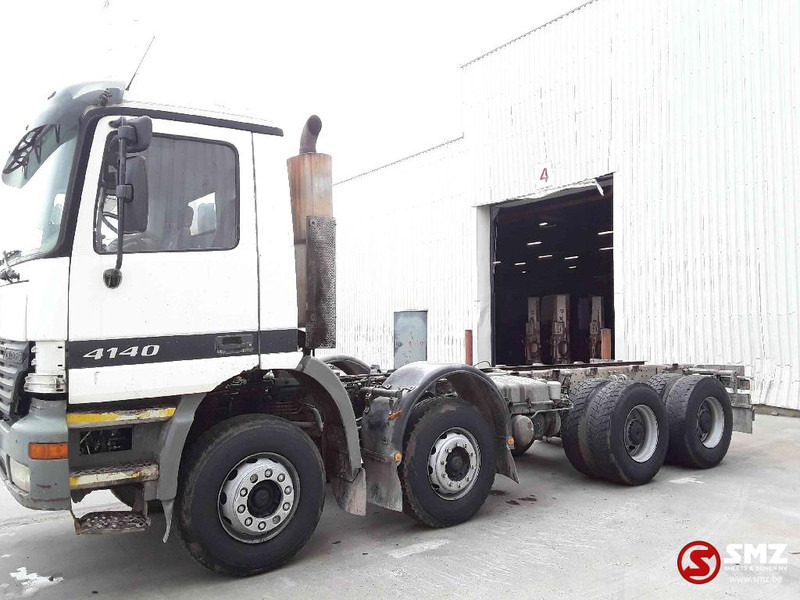 Mercedes-Benz Actros 4140 manual - Cab chassis truck: picture 5 Mercedes-Benz Actros 4140 manual - Cab chassis truck: picture 5