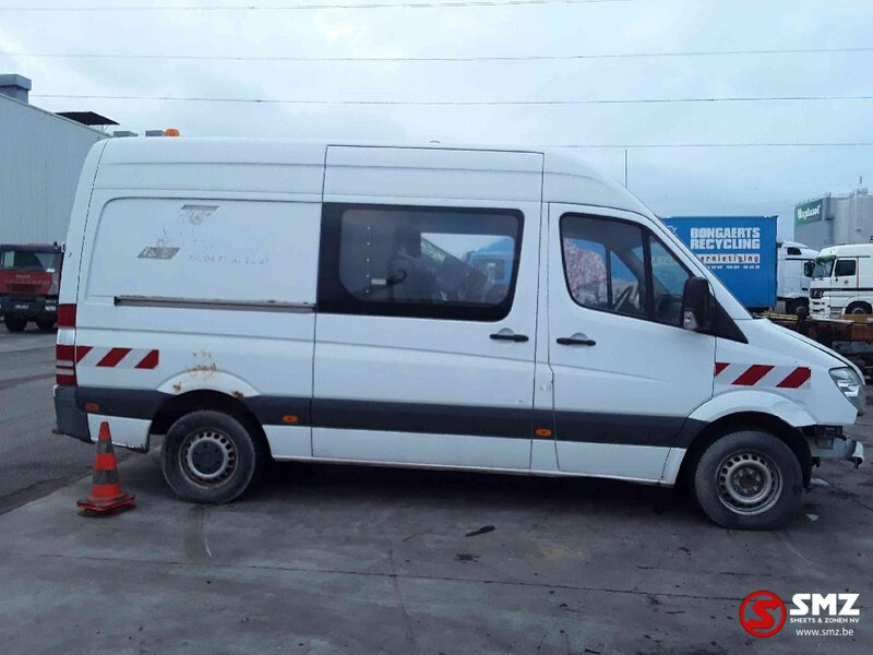Mercedes-Benz Sprinter 311 accident - Closed box van: picture 4 Mercedes-Benz Sprinter 311 accident - Closed box van: picture 4