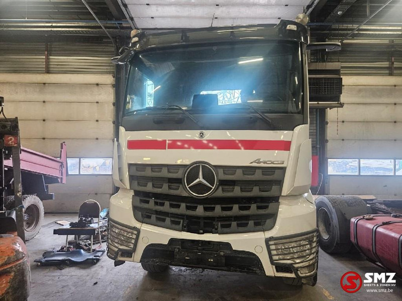 Mercedes-Benz Arocs 2048 ACCIDENT retarder mirrorcam - Tractor truck: picture 2 Mercedes-Benz Arocs 2048 ACCIDENT retarder mirrorcam - Tractor truck: picture 2