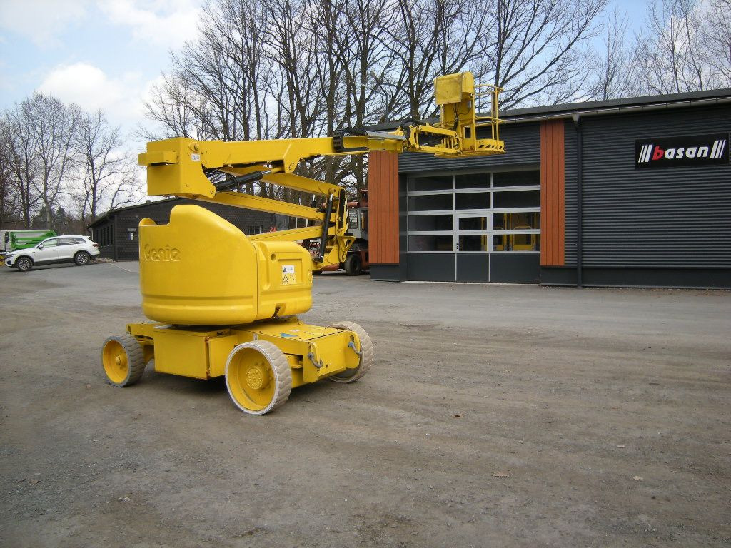 Genie Arbeitsbühne Genie Z 40/23NRJ, 12,5 m - Truck with aerial platform: picture 2 Genie Arbeitsbühne Genie Z 40/23NRJ, 12,5 m - Truck with aerial platform: picture 2