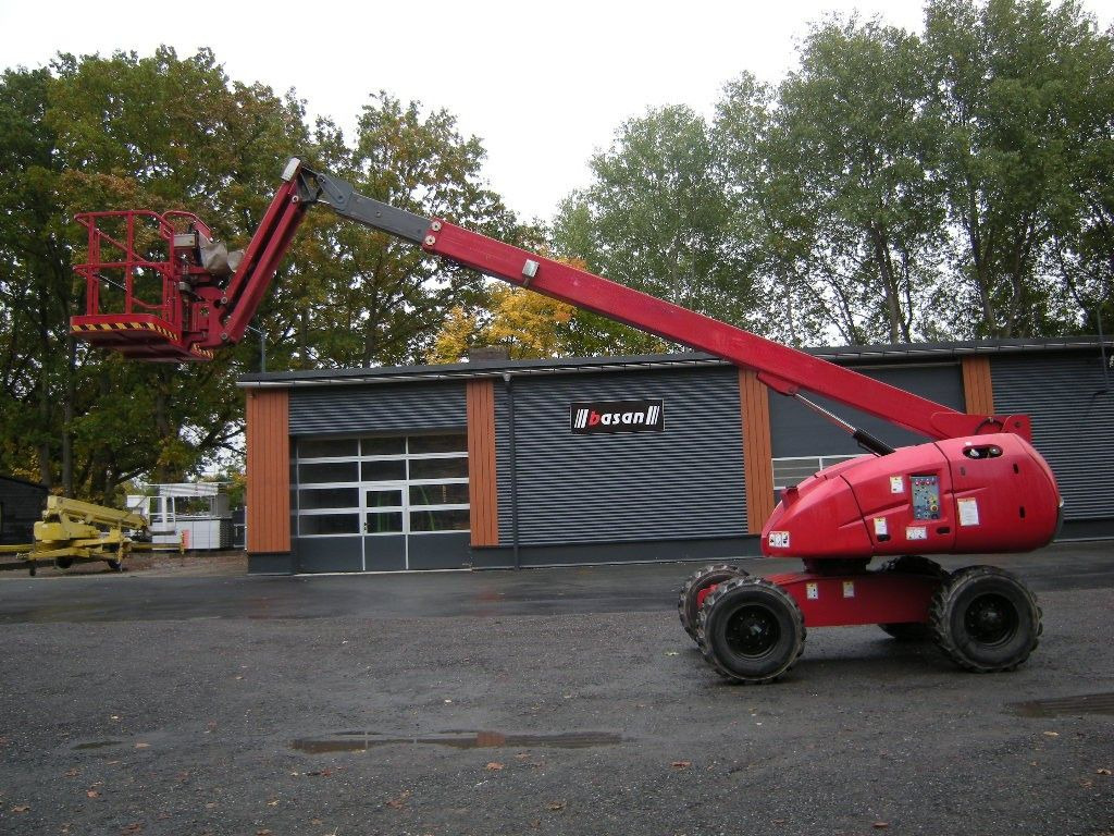 Haulotte Arbeitsbühne H16 TPX, Allrad 16m - Truck with aerial platform: picture 1 Haulotte Arbeitsbühne H16 TPX, Allrad 16m - Truck with aerial platform: picture 1