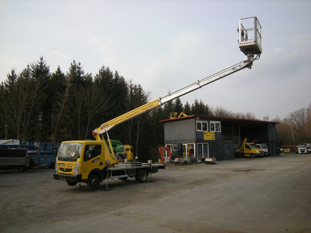 Renault Maxity mit Multitel 160 Alu DS - Truck with aerial platform: picture 4 Renault Maxity mit Multitel 160 Alu DS - Truck with aerial platform: picture 4