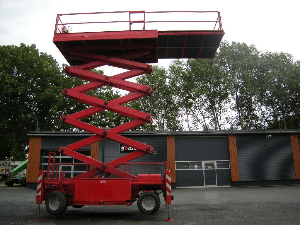 Scherenarbeitsbühne Liftlux SL172-24D4WD,S AH 19 - Truck with aerial platform: picture 2 Scherenarbeitsbühne Liftlux SL172-24D4WD,S AH 19 - Truck with aerial platform: picture 2