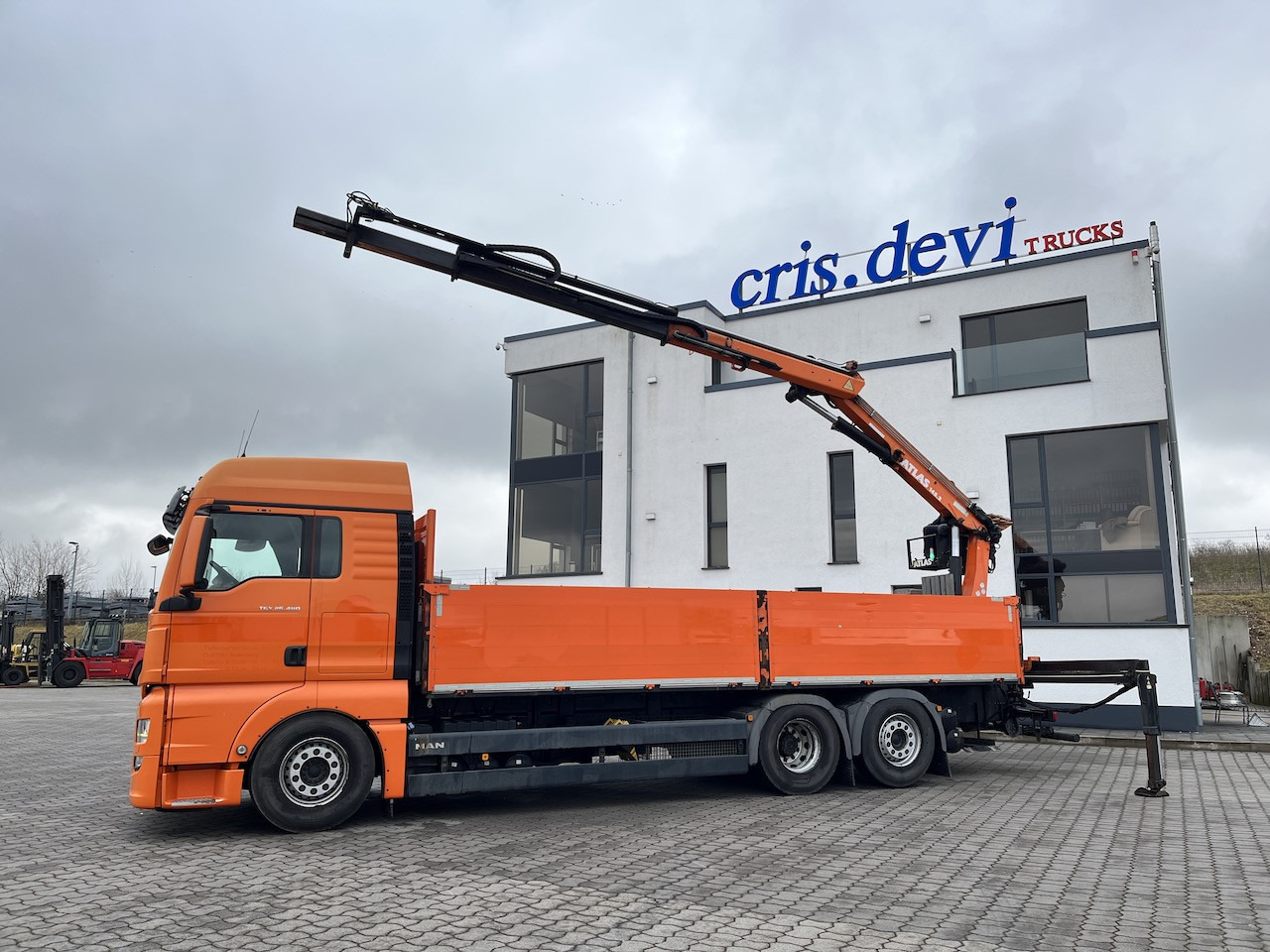 Dropside/ Flatbed truck, Crane truck MAN TGX 26.480 6x2  Atlas 145.2 Baustoff: picture 14