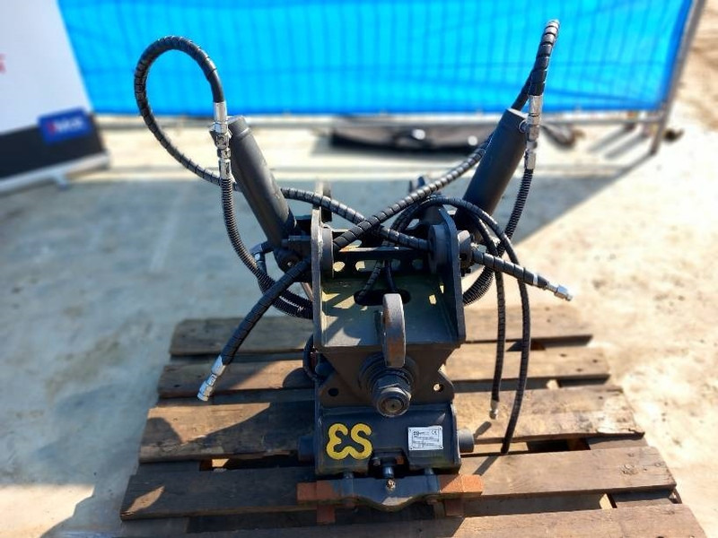 Komatsu PC88MR-8 Tilt Eurosteel - Tiltrotator: picture 3 Komatsu PC88MR-8 Tilt Eurosteel - Tiltrotator: picture 3