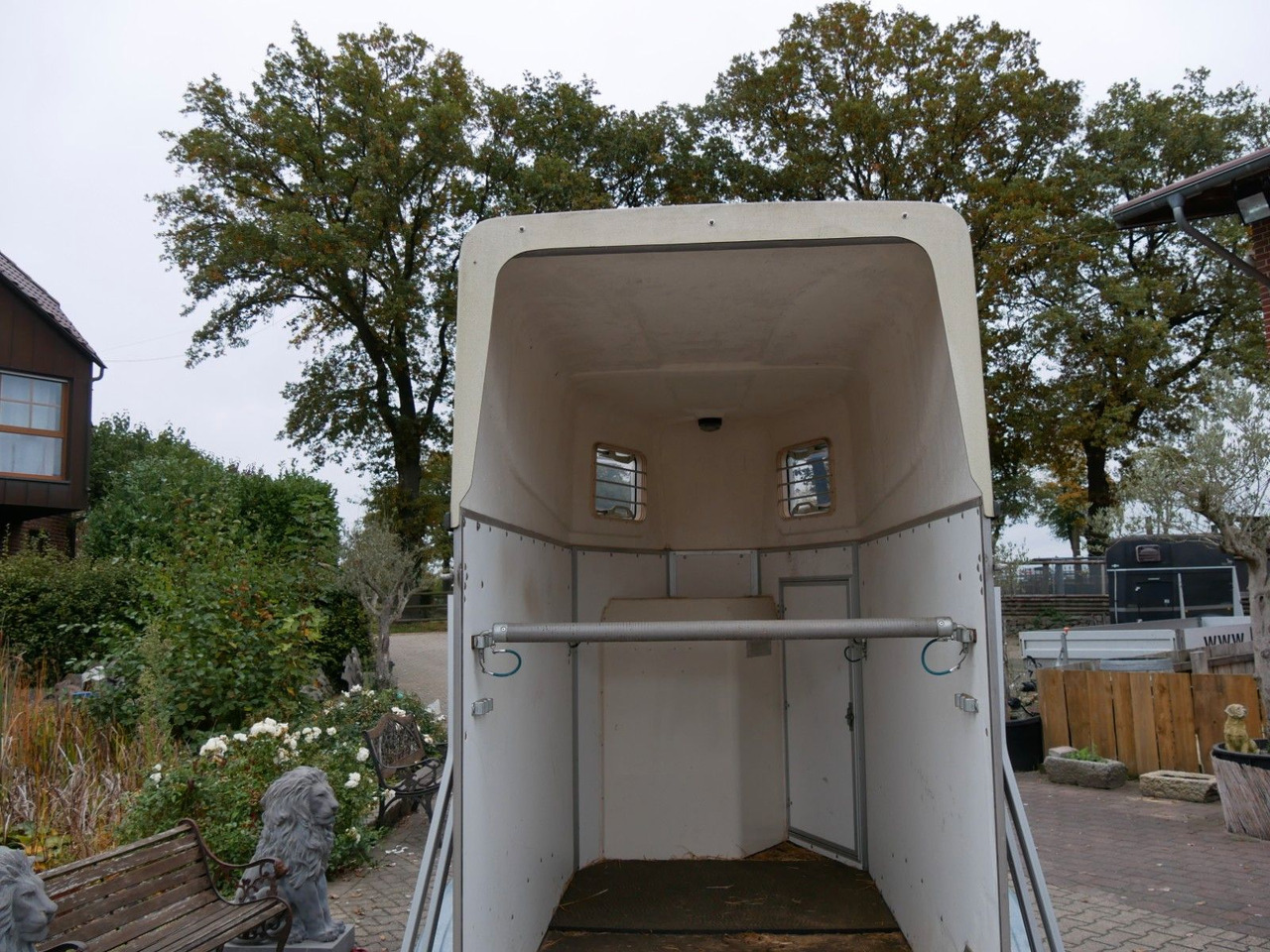 Blomert 1,5 Pferde Holz Poly - Livestock trailer: picture 4 Blomert 1,5 Pferde Holz Poly - Livestock trailer: picture 4