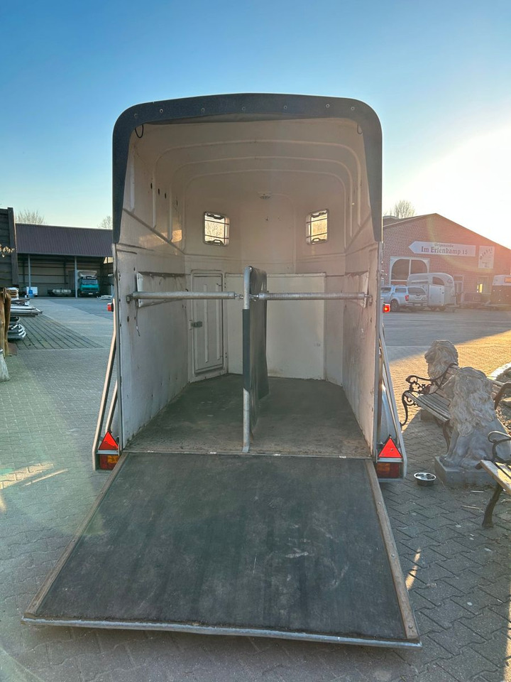 Blomert Vollpoly 2 Pferde mit Sattelkammer - Horse trailer: picture 3 Blomert Vollpoly 2 Pferde mit Sattelkammer - Horse trailer: picture 3