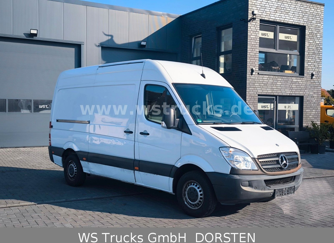 Mercedes-Benz Sprinter II Kasten 216 CDI Hoch/Lang - Car: picture 2 Mercedes-Benz Sprinter II Kasten 216 CDI Hoch/Lang - Car: picture 2