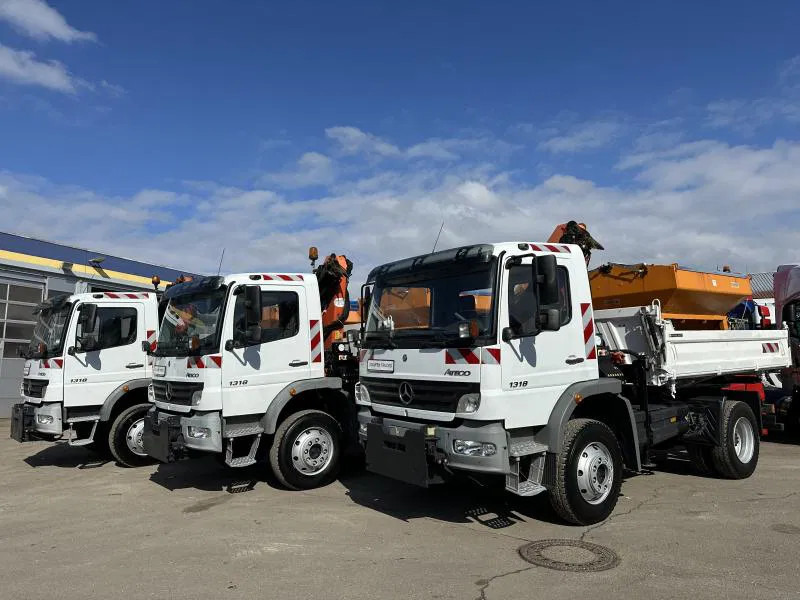 Mercedes-Benz Atego 1318 5 x AK Allrad Kran Palfinger 7001 - Tipper, Crane truck: picture 3 Mercedes-Benz Atego 1318 5 x AK Allrad Kran Palfinger 7001 - Tipper, Crane truck: picture 3