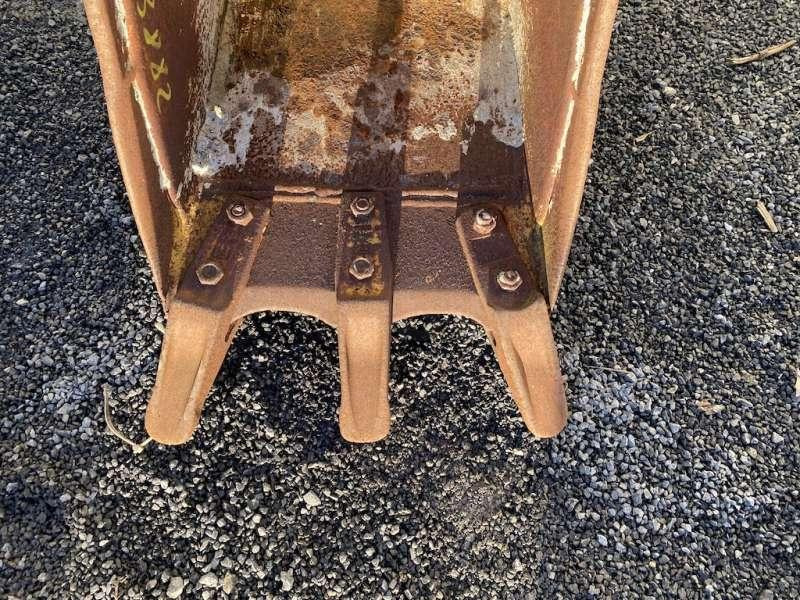 CATERPILLAR 420mm - Excavator bucket for Construction machinery: picture 2 CATERPILLAR 420mm - Excavator bucket for Construction machinery: picture 2