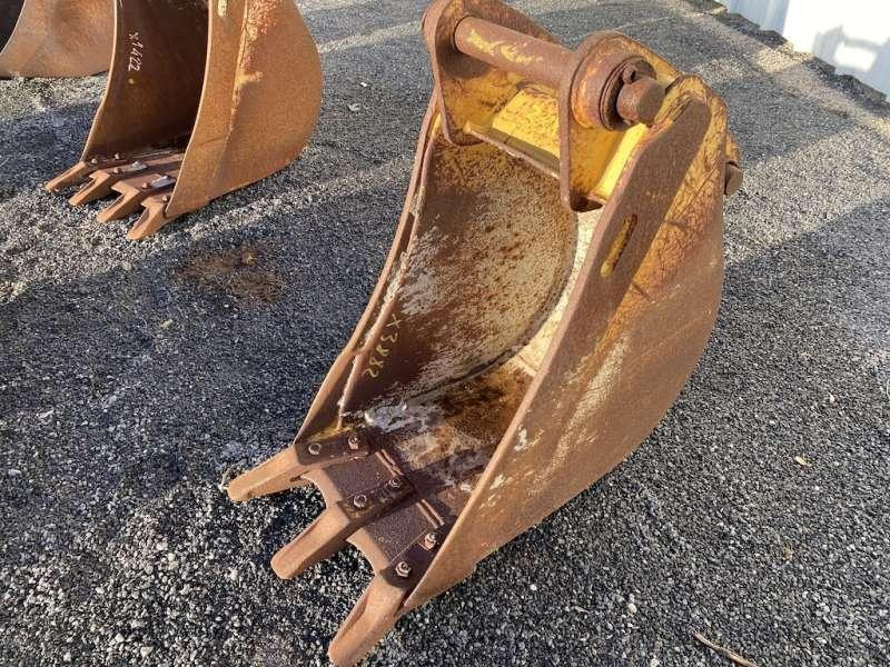 CATERPILLAR 420mm - Excavator bucket for Construction machinery: picture 1 CATERPILLAR 420mm - Excavator bucket for Construction machinery: picture 1