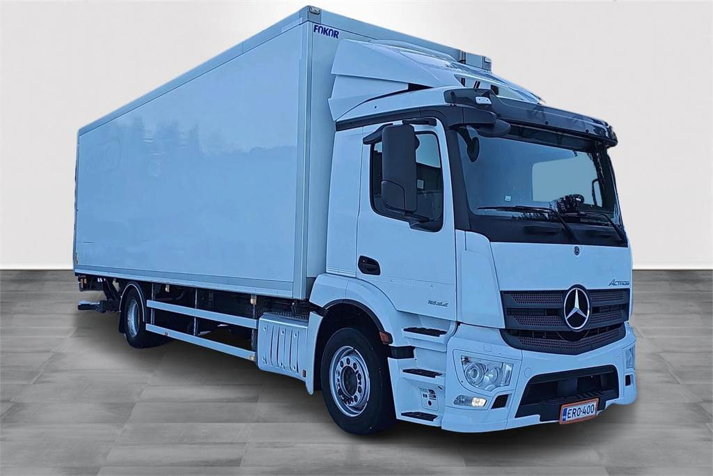 Mercedes-Benz ACTROS 5 1832 LNR 4x2 8,5n Fokor Ksa-umpikori - Box truck: picture 3 Mercedes-Benz ACTROS 5 1832 LNR 4x2 8,5n Fokor Ksa-umpikori - Box truck: picture 3