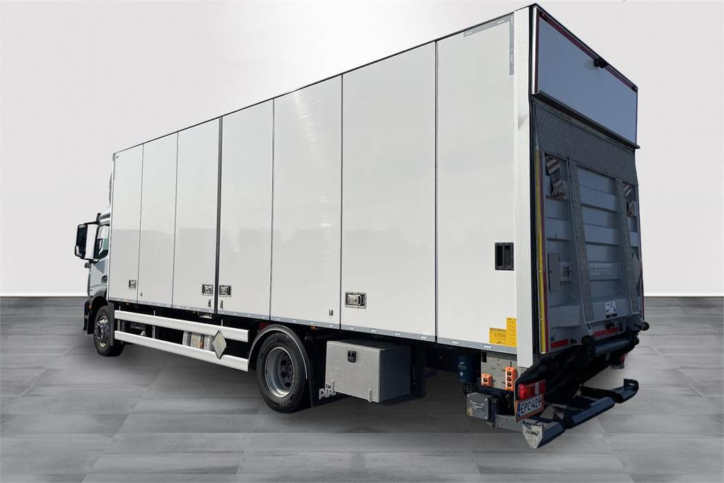 Mercedes-Benz Actros 1827 4x2 8,7m umpikori+PL nostin - Isothermal truck: picture 4 Mercedes-Benz Actros 1827 4x2 8,7m umpikori+PL nostin - Isothermal truck: picture 4