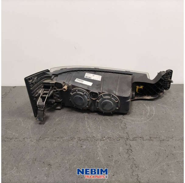 Volvo Volvo - 22332593 - Mistlamp FH4 links - Spare parts for Truck: picture 2 Volvo Volvo - 22332593 - Mistlamp FH4 links - Spare parts for Truck: picture 2