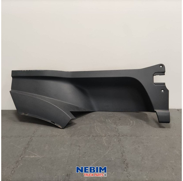 Volvo Volvo - 82819477 - Afdekpaneel FH4 rechts - Spare parts for Truck: picture 1 Volvo Volvo - 82819477 - Afdekpaneel FH4 rechts - Spare parts for Truck: picture 1