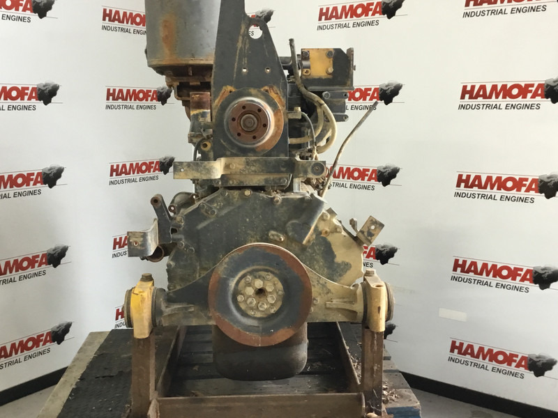 Komatsu S6D125E-2 FOR PARTS - Construction machinery: picture 4 Komatsu S6D125E-2 FOR PARTS - Construction machinery: picture 4