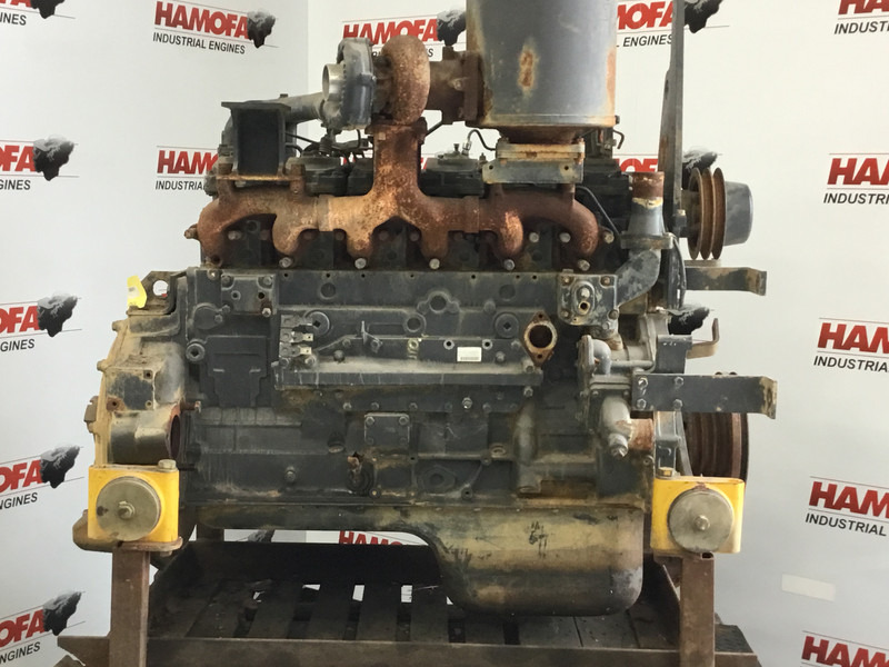 Komatsu S6D125E-2 FOR PARTS - Construction machinery: picture 1 Komatsu S6D125E-2 FOR PARTS - Construction machinery: picture 1