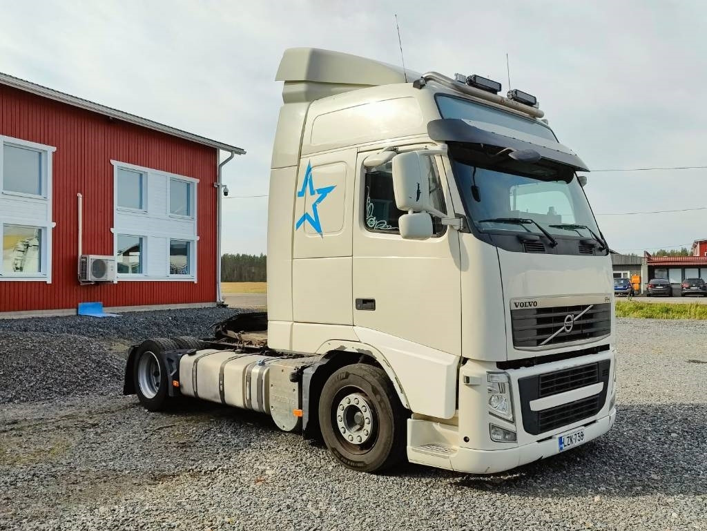 Volvo FH 13 - Tractor truck: picture 2 Volvo FH 13 - Tractor truck: picture 2