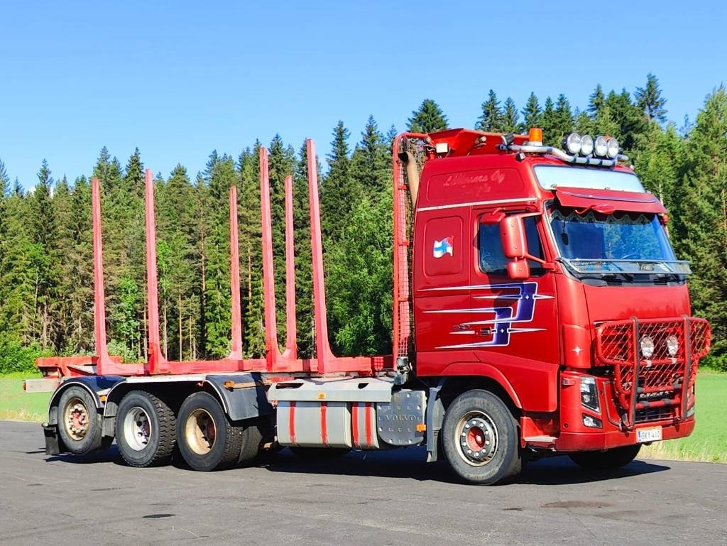 Volvo FH16 - Logging truck: picture 2 Volvo FH16 - Logging truck: picture 2