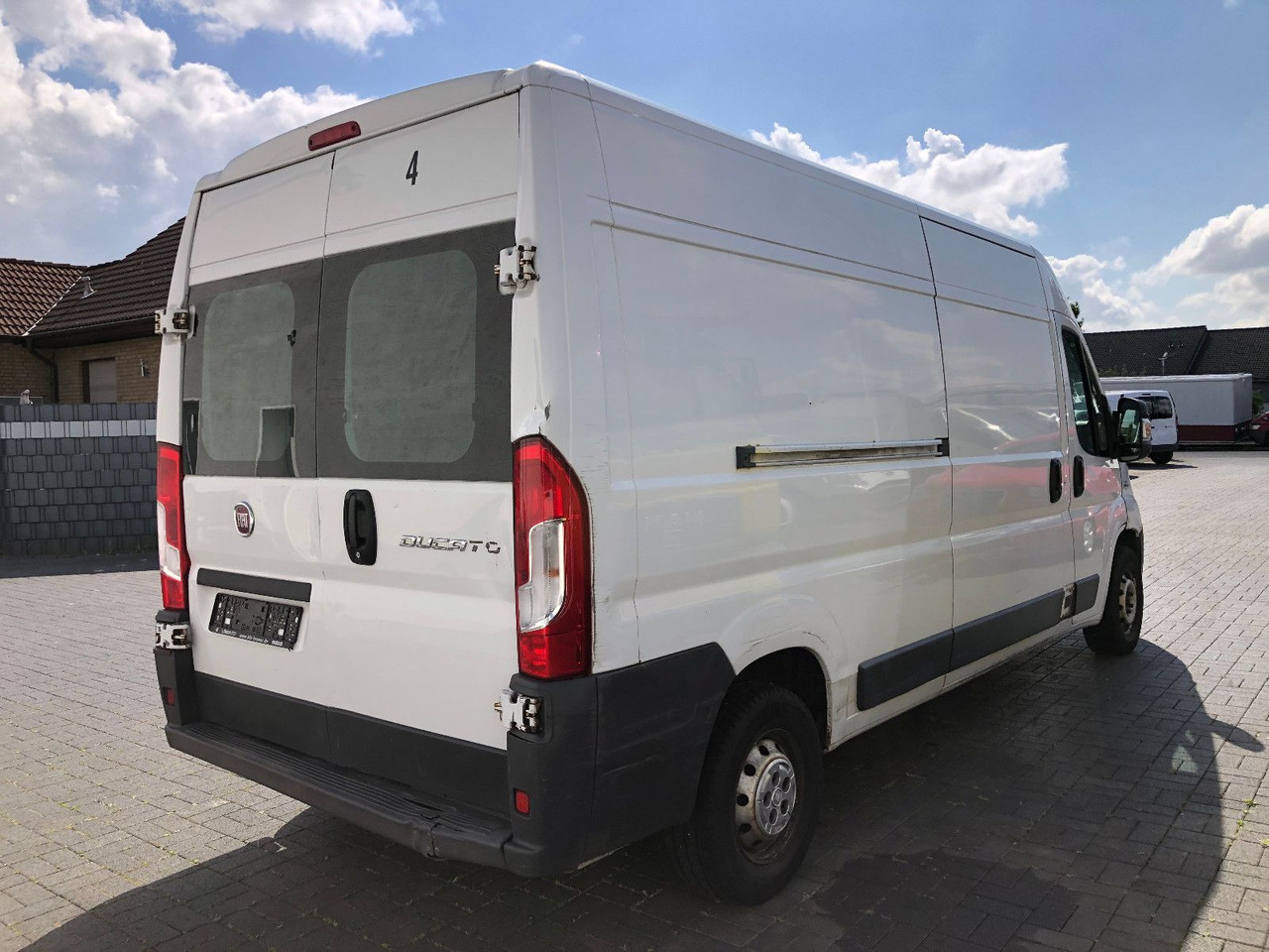 Fiat Ducato 2,3 JTD, 35 130 L4H2 RS: 4035 mm - Panel van: picture 4 Fiat Ducato 2,3 JTD, 35 130 L4H2 RS: 4035 mm - Panel van: picture 4
