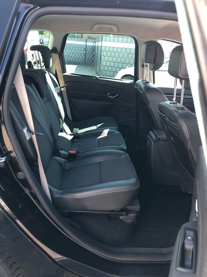 Passenger van Renault Scenic  Grand 2.0 dCi 150 BOSE Edition,Automatik: picture 18