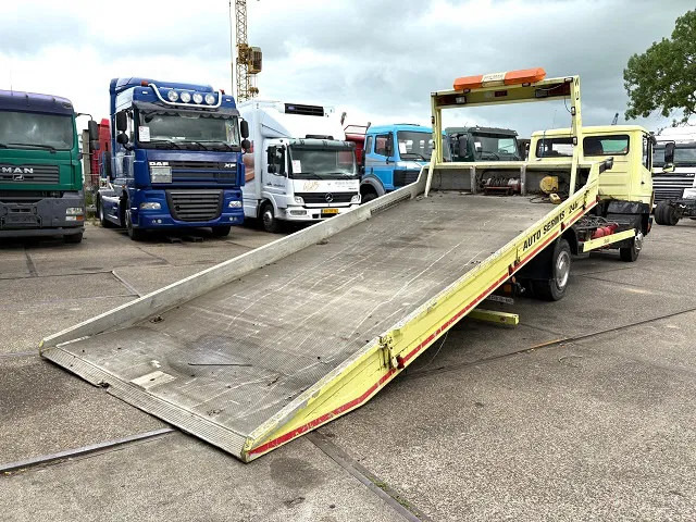 Mercedes-Benz LK 817 AUTO TRANSPORTER (6-CILINDER / FULL STEEL SUSPENSION / MANUAL GEARBOX / WINCH / ETC.) - Autotransporter truck: picture 4 Mercedes-Benz LK 817 AUTO TRANSPORTER (6-CILINDER / FULL STEEL SUSPENSION / MANUAL GEARBOX / WINCH / ETC.) - Autotransporter truck: picture 4