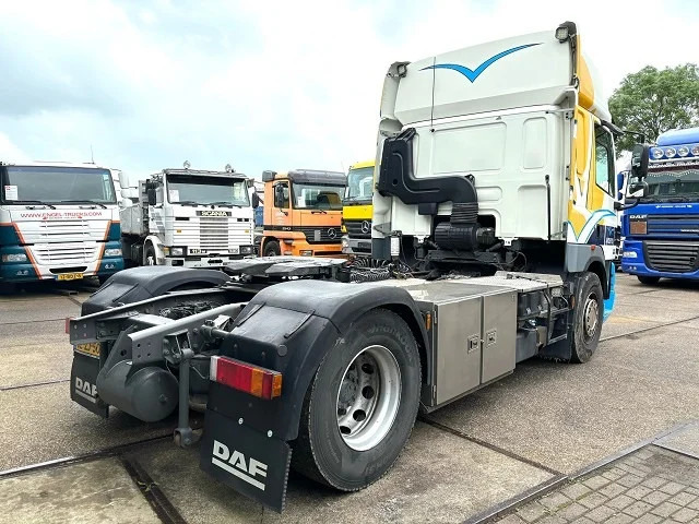 DAF CF 85 360 SPACECAB (ORIGINAL DUTCH TRUCK / LOW MILEAGE!!) (EURO 5 / 9.000 KG. FRONT-AXLE / AS-TRONIC / AIRCONDITIONING / FRONTVI - Tractor truck: picture 3 DAF CF 85 360 SPACECAB (ORIGINAL DUTCH TRUCK / LOW MILEAGE!!) (EURO 5 / 9.000 KG. FRONT-AXLE / AS-TRONIC / AIRCONDITIONING / FRONTVI - Tractor truck: picture 3