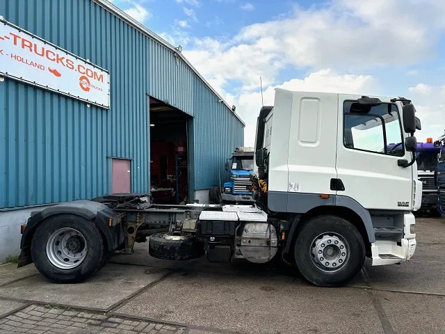 DAF CF 85.410 4x2 SLEEPERCAB (ZF16 MANUAL GEARBOX / EURO 5 / AIRCONDITIONING) - Tractor truck: picture 4 DAF CF 85.410 4x2 SLEEPERCAB (ZF16 MANUAL GEARBOX / EURO 5 / AIRCONDITIONING) - Tractor truck: picture 4