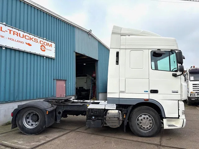 DAF XF 105.460 ATE SPACECAB 4x2 ONLY 835.500 KM (ZF-MANUAL GEARBOX / ZF-INTARDER / AIRCONDITIONING / EURO 5) - Tractor truck: picture 3 DAF XF 105.460 ATE SPACECAB 4x2 ONLY 835.500 KM (ZF-MANUAL GEARBOX / ZF-INTARDER / AIRCONDITIONING / EURO 5) - Tractor truck: picture 3