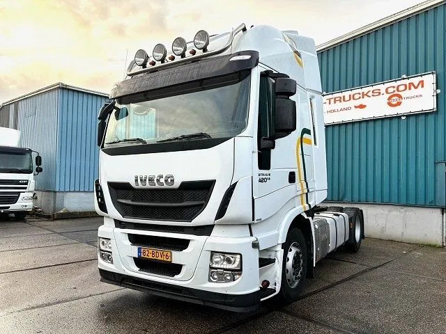 Iveco Stralis 440.42 /TP HIGH-WAY (EURO 6 / AUTOMATIC GEARBOX / 2x TANK / FRIDGE / AIRCONDITIONING / ETC.) - Tractor truck: picture 1 Iveco Stralis 440.42 /TP HIGH-WAY (EURO 6 / AUTOMATIC GEARBOX / 2x TANK / FRIDGE / AIRCONDITIONING / ETC.) - Tractor truck: picture 1