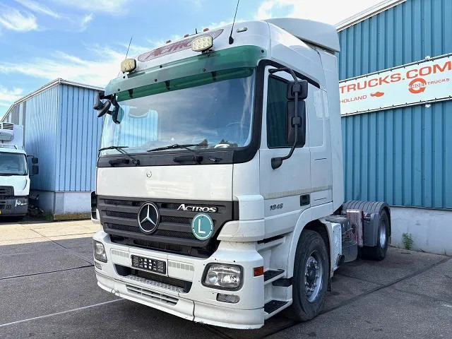Mercedes-Benz Actros 1846 LS (MP2) (EPS WITH CLUTCH / RETARDER / 3-PEDALS/ AIRCONDITIONING / ETC) - Tractor truck: picture 1 Mercedes-Benz Actros 1846 LS (MP2) (EPS WITH CLUTCH / RETARDER / 3-PEDALS/ AIRCONDITIONING / ETC) - Tractor truck: picture 1