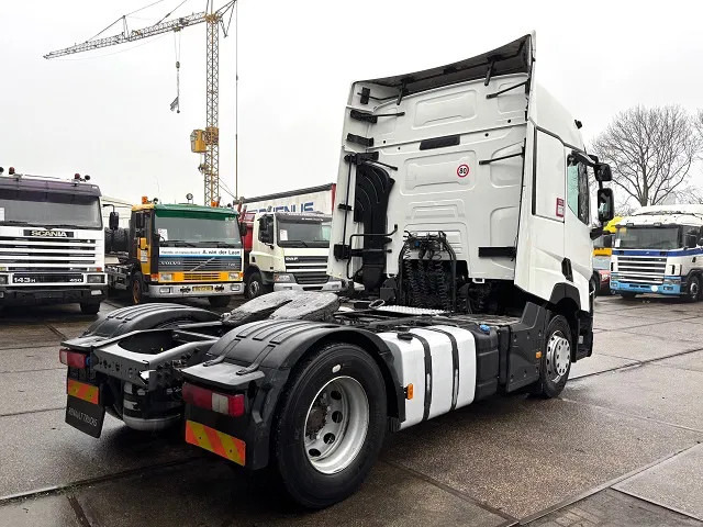 Renault T460 HIGH ROOF 4x2 (EURO 6 / AUTOMATIC GEARBOX / VBI-BRAKE / HYDRAULIC KIT / FRIDGE / AIRCONDITIONING) - Tractor truck: picture 3 Renault T460 HIGH ROOF 4x2 (EURO 6 / AUTOMATIC GEARBOX / VBI-BRAKE / HYDRAULIC KIT / FRIDGE / AIRCONDITIONING) - Tractor truck: picture 3