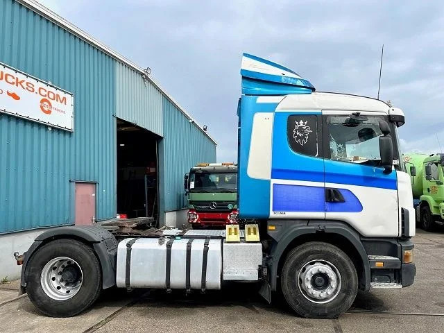 Scania R114-340 LA 4x2 (2 FUEL LINES!!) (EURO 2 / 12 GEARS MANUAL GEARBOX / HYDRAULIC KIT) - Tractor truck: picture 4 Scania R114-340 LA 4x2 (2 FUEL LINES!!) (EURO 2 / 12 GEARS MANUAL GEARBOX / HYDRAULIC KIT) - Tractor truck: picture 4