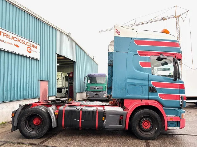 Scania R164-580 V8 TOPLINE COLLECTORS ITEM!! / APK 10-2026!! (12+2 MANUAL GEARBOX / RETARDER / AIRCONDITIONING / 2x TANK / ETC.) - Tractor truck: picture 4 Scania R164-580 V8 TOPLINE COLLECTORS ITEM!! / APK 10-2026!! (12+2 MANUAL GEARBOX / RETARDER / AIRCONDITIONING / 2x TANK / ETC.) - Tractor truck: picture 4