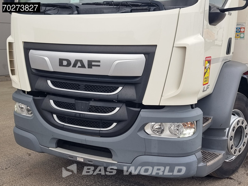 Refrigerator truck DAF LF 320 4X2 19tonner Thermo-King T1200-R Ladebordwand Automatic Euro 6: picture 8