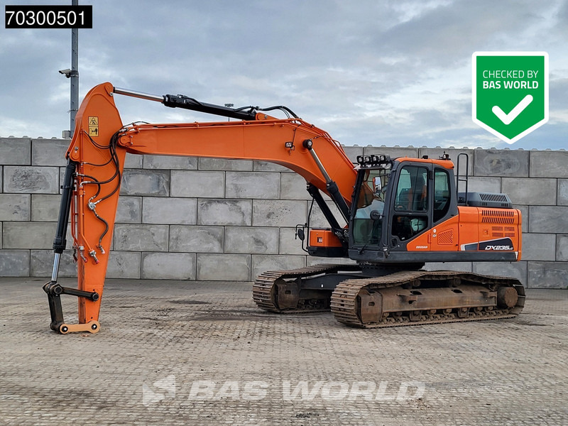 Doosan DX235 LC-5 (NOT DX225 / DX255) - Crawler excavator: picture 1 Doosan DX235 LC-5 (NOT DX225 / DX255) - Crawler excavator: picture 1