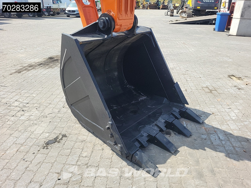 Crawler excavator Hitachi ZX220 LC-5G ISUZU ENGINE: picture 17