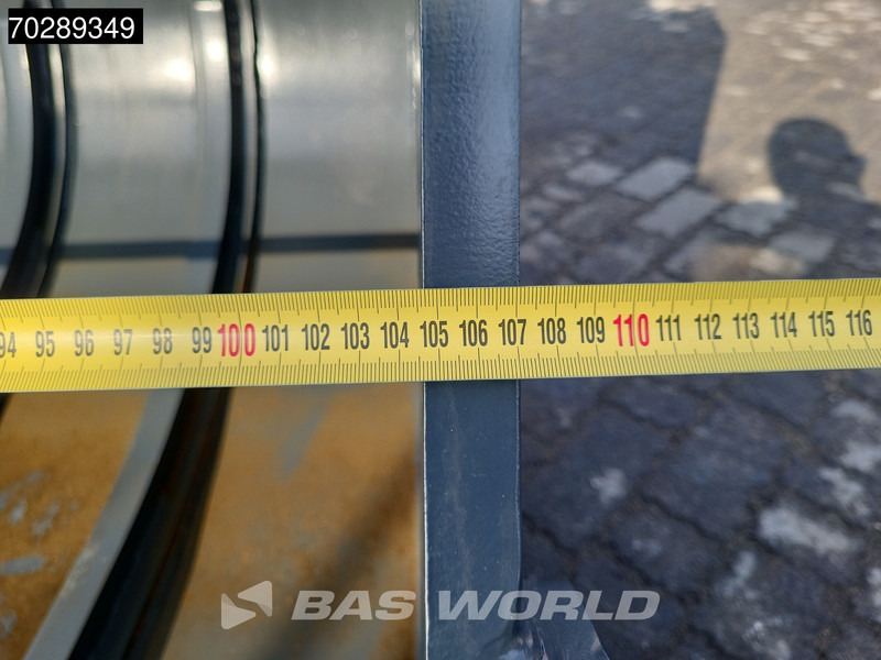 New Crawler excavator Hyundai R210: picture 15