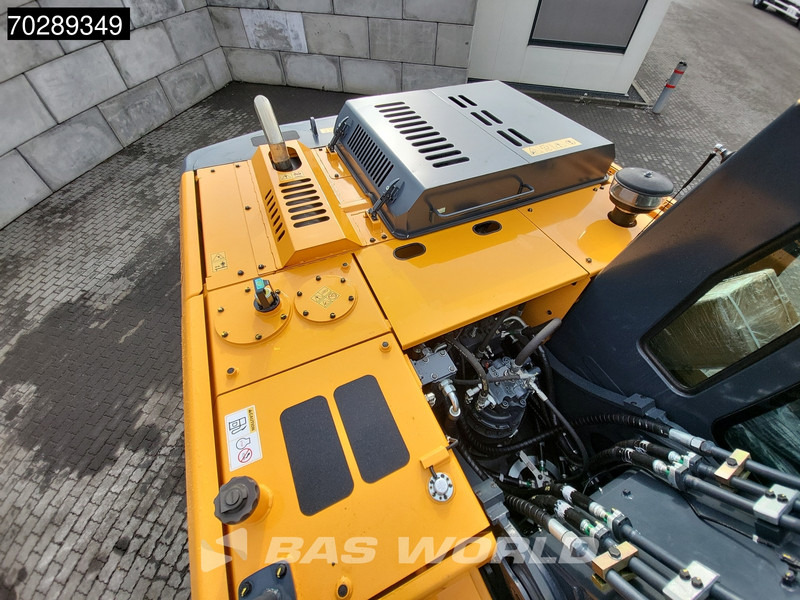 New Crawler excavator Hyundai R210: picture 16