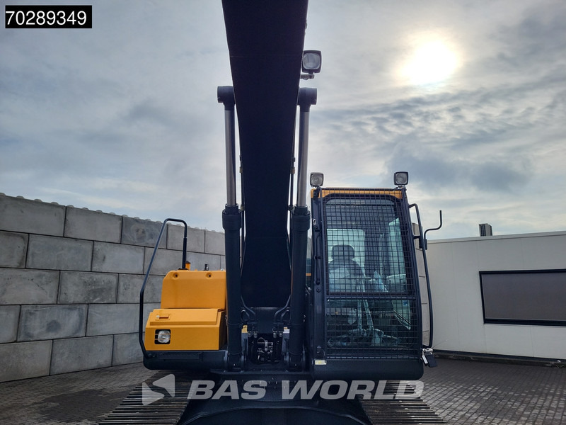 New Crawler excavator Hyundai R210: picture 9