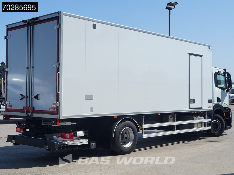 Iveco S-Way 400 4X2 NEW! 19t Thermo King T-1200 ATP Automatic 2000kg Ladebordwand Euro 6 - Refrigerator truck: picture 5 Iveco S-Way 400 4X2 NEW! 19t Thermo King T-1200 ATP Automatic 2000kg Ladebordwand Euro 6 - Refrigerator truck: picture 5