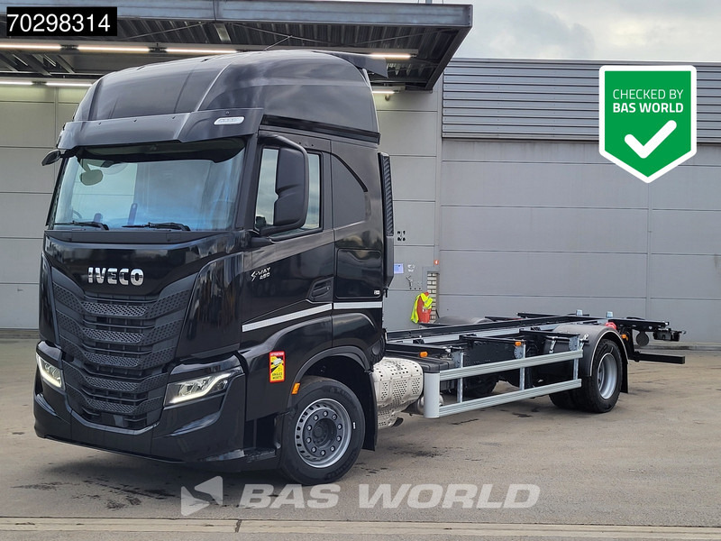 Iveco S-Way 460 4X2 NEW!! BDF Automatic Full air ACC Led Euro 6 - Container transporter/ Swap body truck: picture 1 Iveco S-Way 460 4X2 NEW!! BDF Automatic Full air ACC Led Euro 6 - Container transporter/ Swap body truck: picture 1