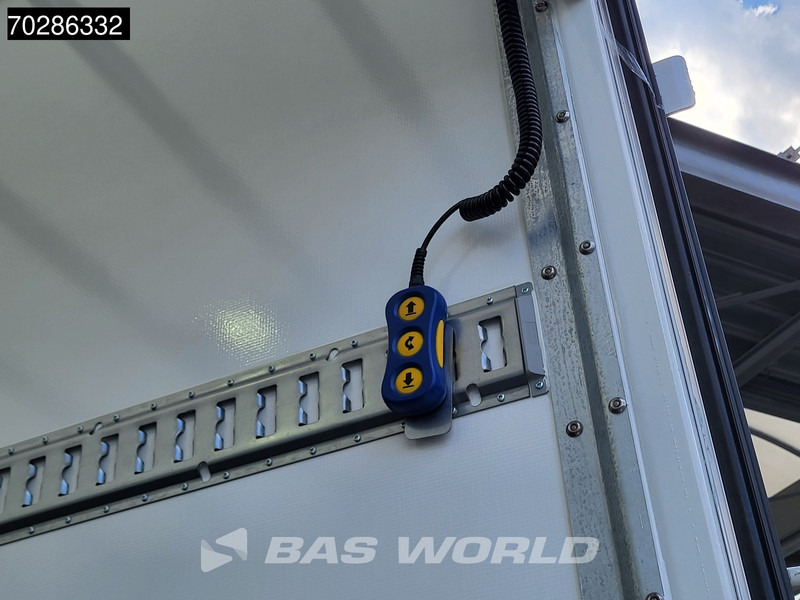 New Box truck Iveco S-Way 490 6X2 NEW! 2000kg Ladebordwand Retarder Lift+Steering-Axle Navi LED: picture 12